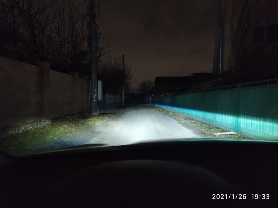 Заміна ламп далекого освітлення 2