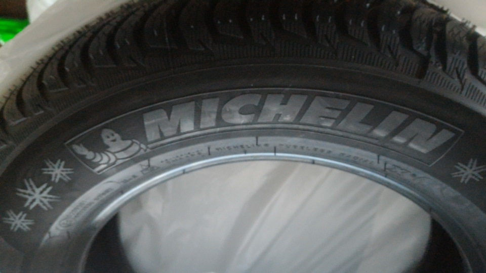 2.KIA Ceed SW JD (NEW 2016): Заміна та купівля зимових покришок Michelin Alpin 5. 3