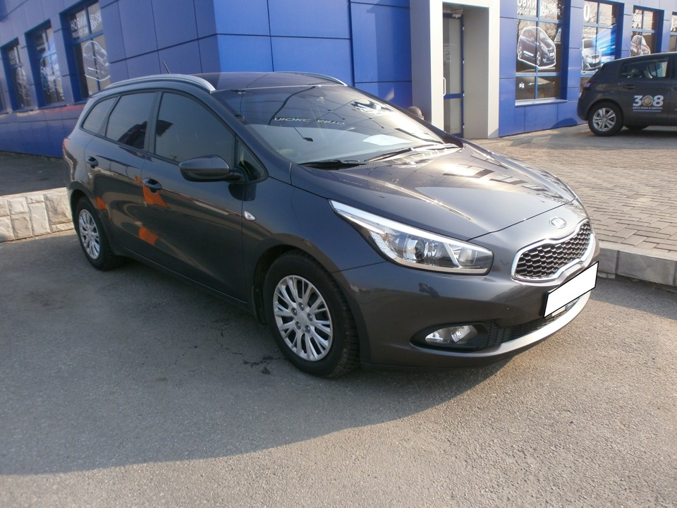 Продаю Ceed SW CRDI! Комусь пощастить! 3