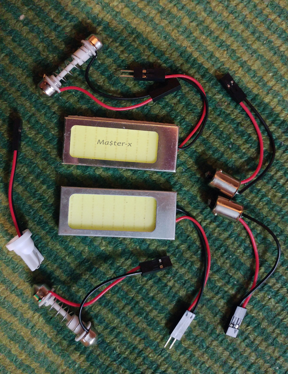 Ще один варіант led підсвічування багажника для ceed sw. 5
