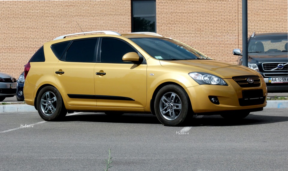 Vredestein Sportrac 3 205/65 R15 + Replika R15 = позашляховик)) 4