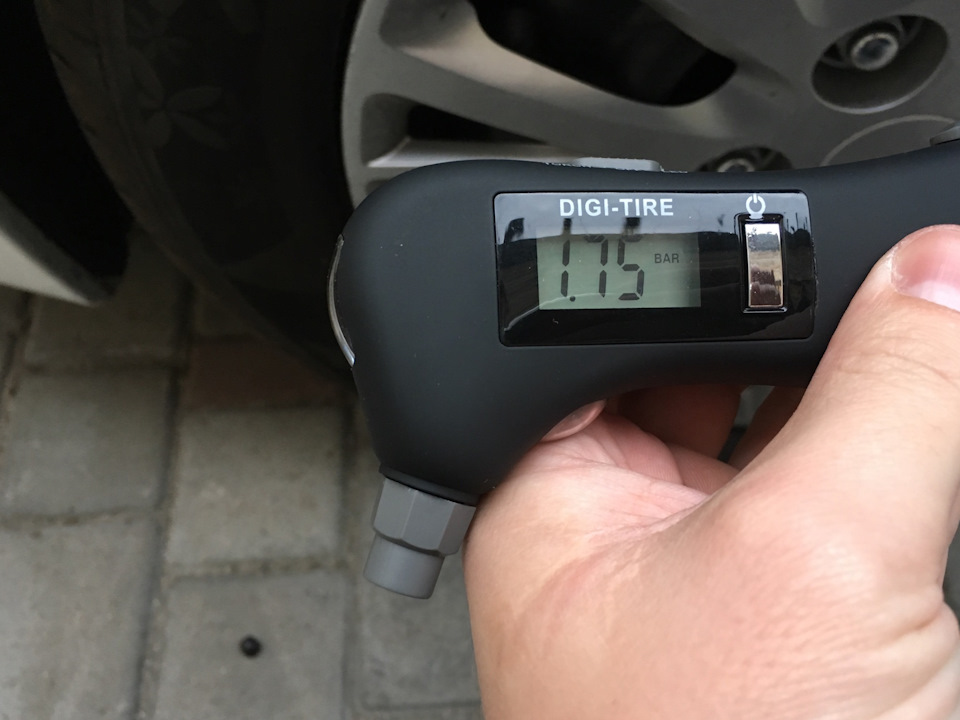 Автокомпрессор 2