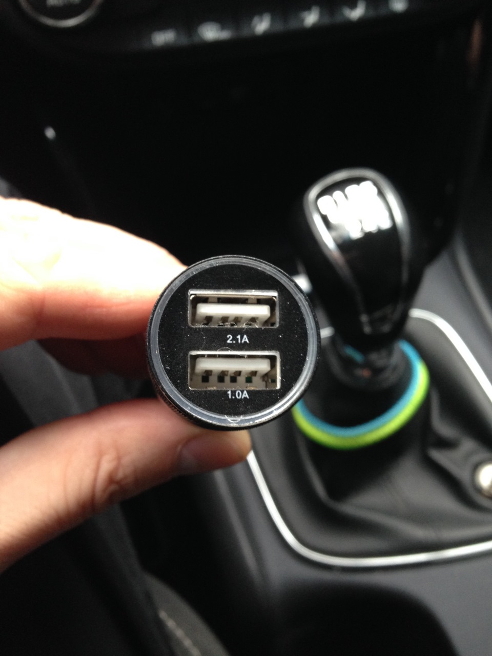 Тримач телефону. USB заряджання 4