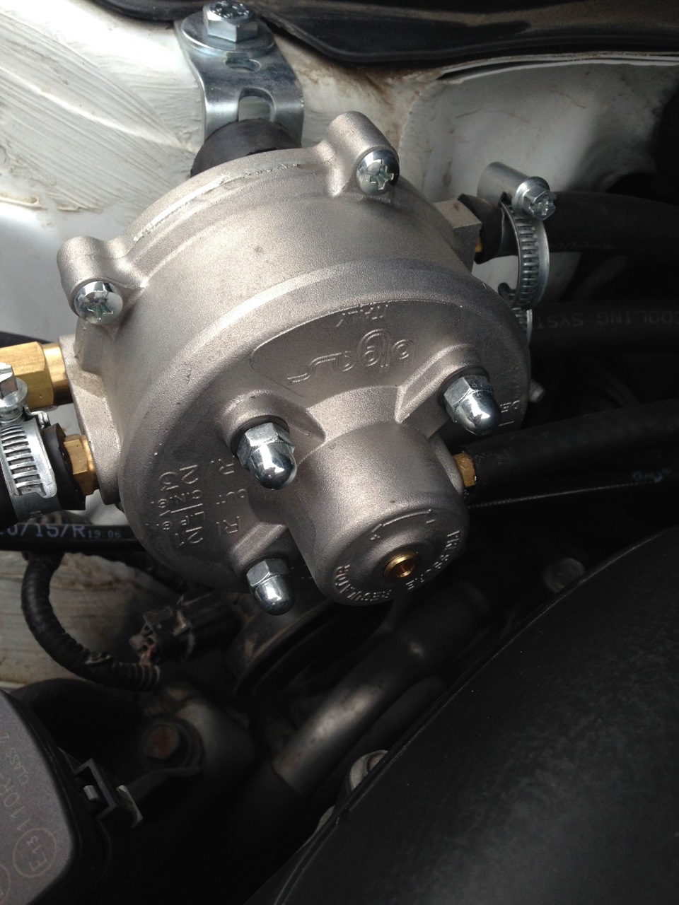 ГБО AEB з OBD корекцією та варіатором для Kia Ceed 2012 3