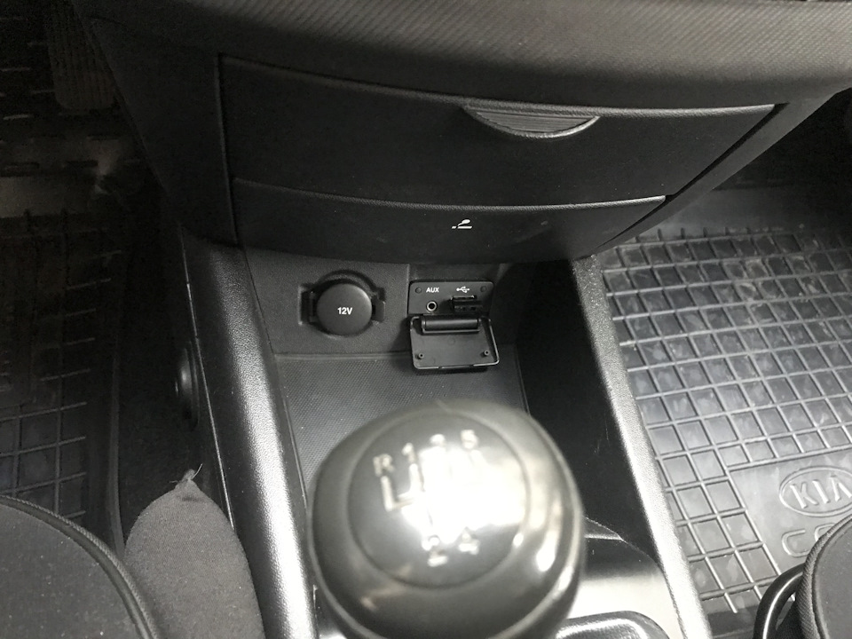 USB/AUX в ceed 5