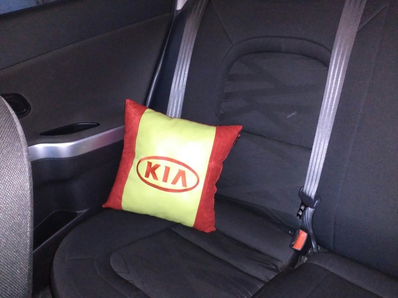 Подушки Kia 3