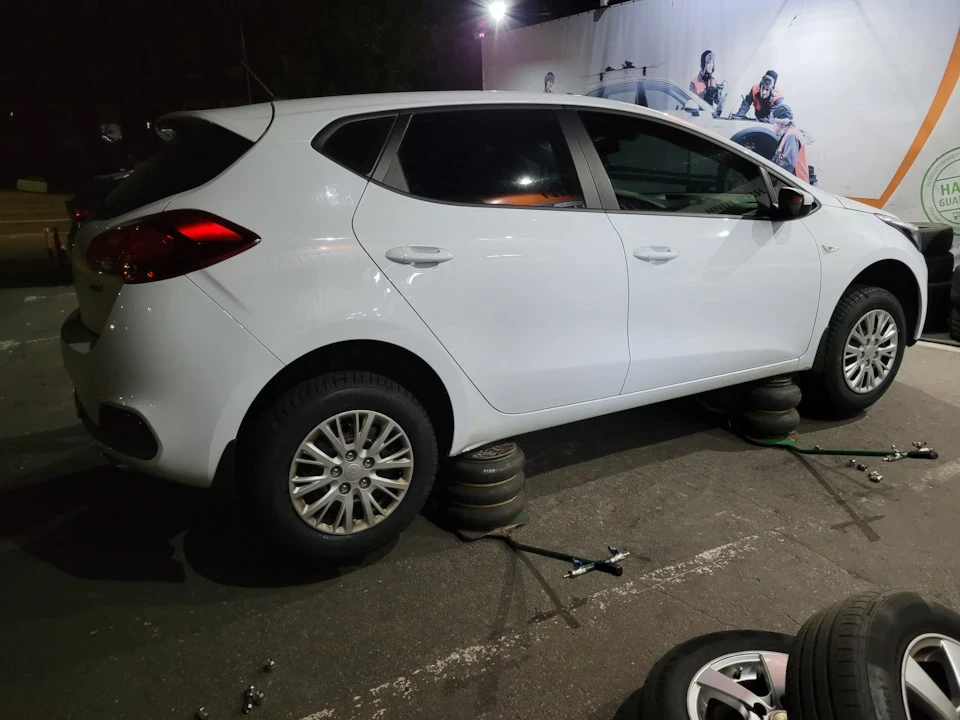 Відгук про зимову гуму Goodyear UltraGrip Ice 2