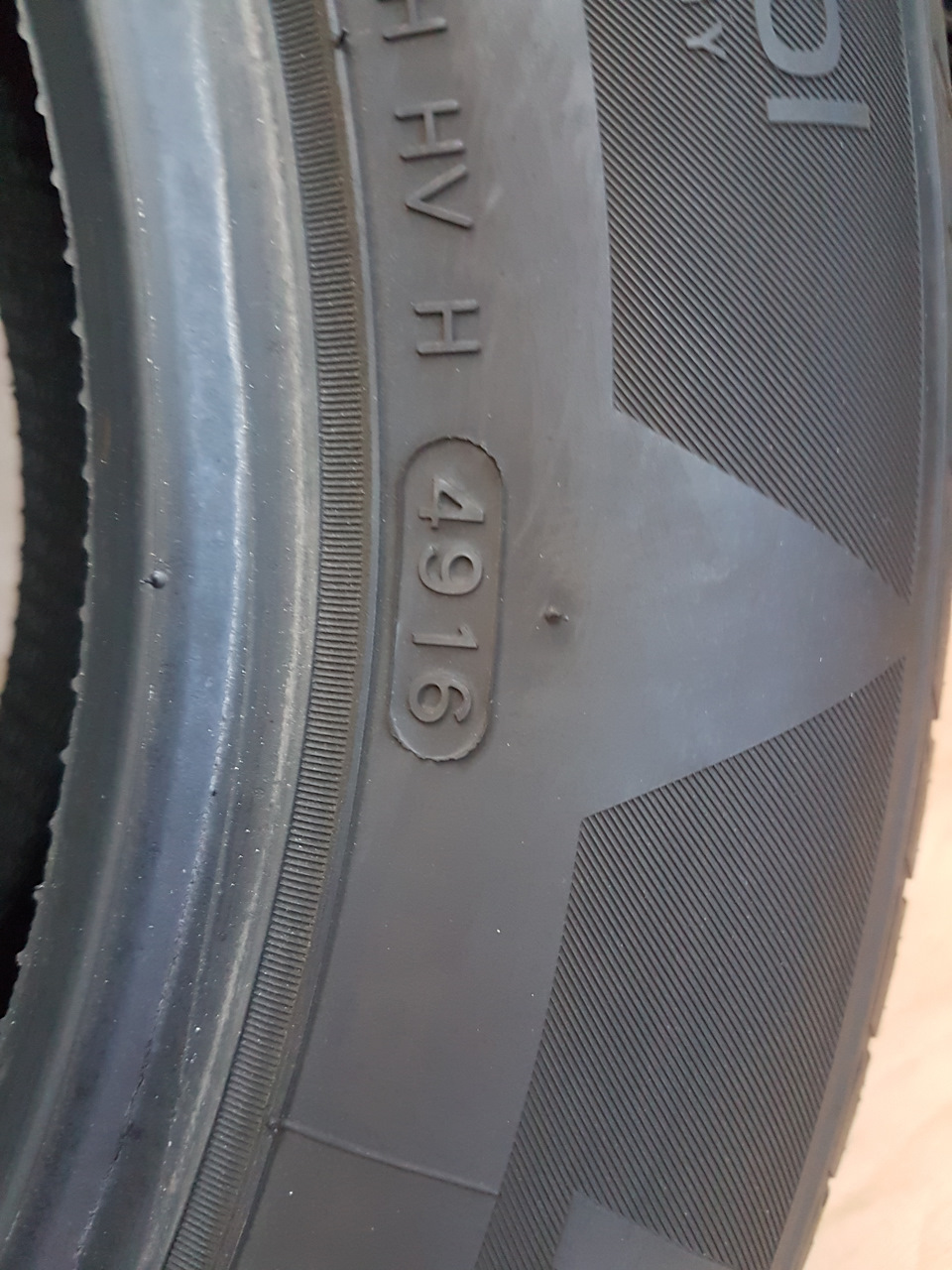 Продам гуму Hankook Kinergy 195/65 R15 91Н 2