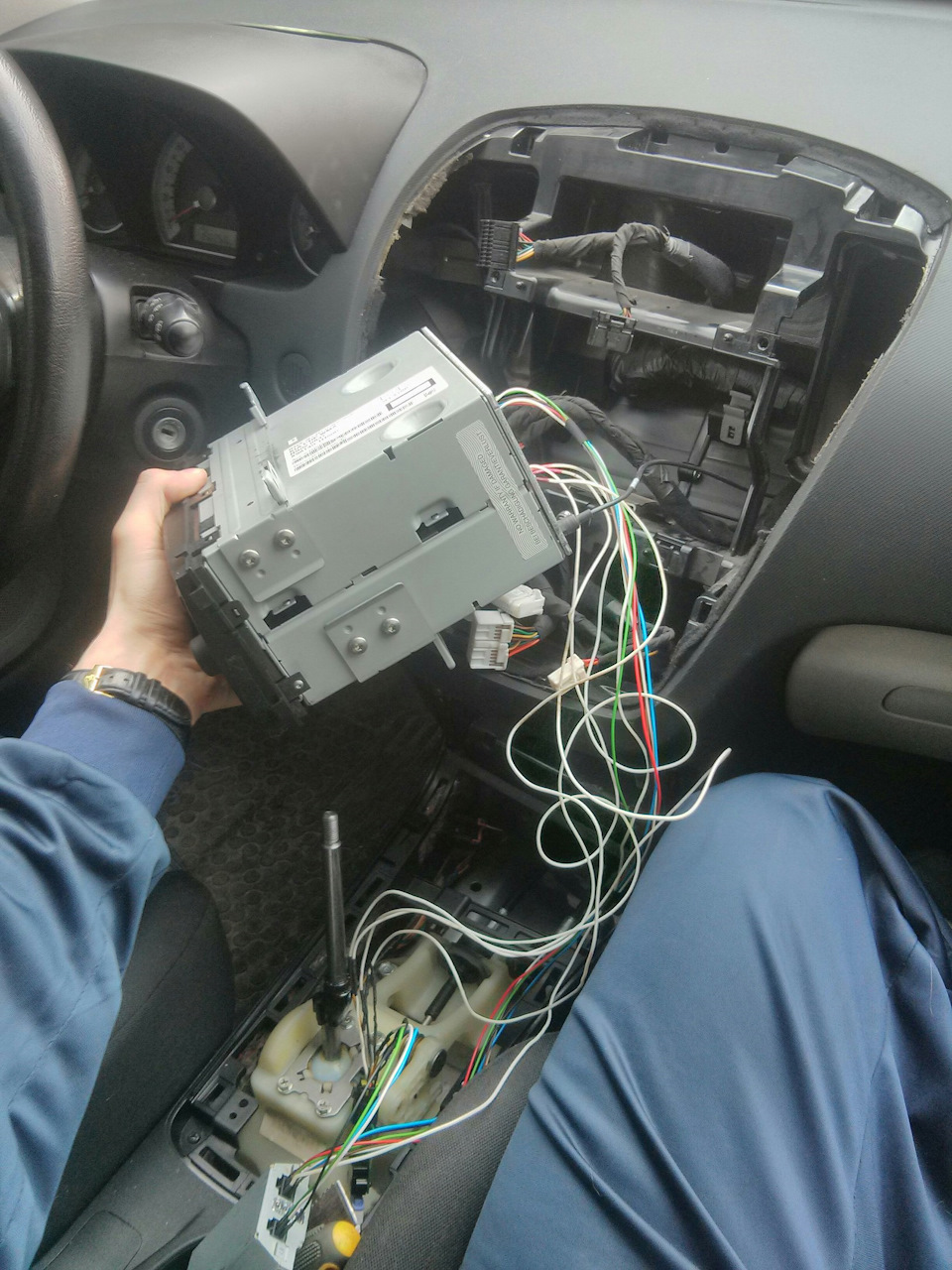 Героїчна епопея про kia ceed і usb вихід для штатної магнітоли 5