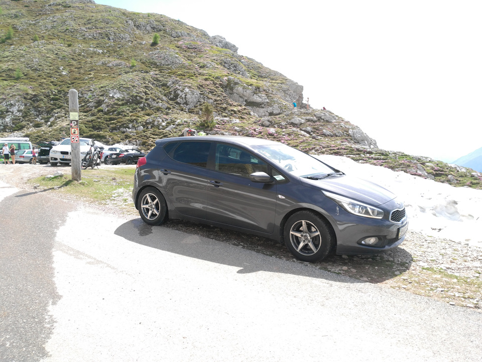 KIA Ceed 1.6 crdi 2 Покоління - 130 тисяч 1