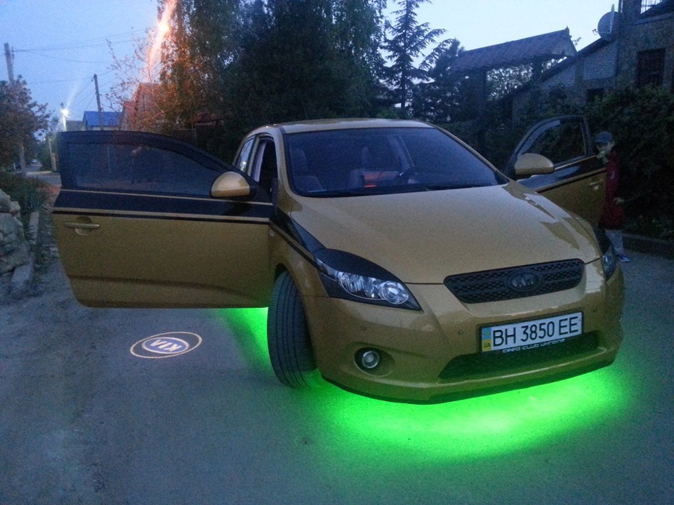 RGB підсвічування днища 5
