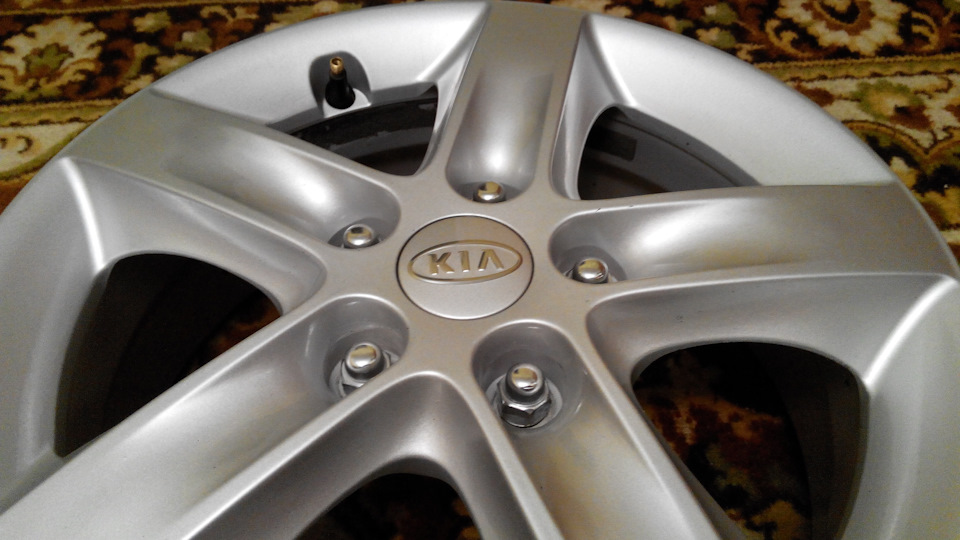 Оригінальні литі диски Kia Ceed ED 3