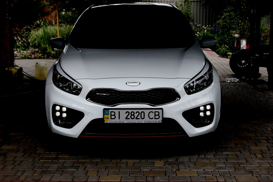 Бампер KIA CEED GT ВСТАНОВЛЕН) 1