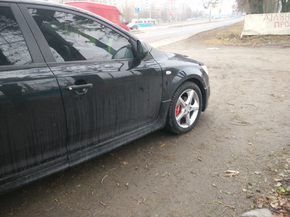 Перевзувся 225/50 R17 Dunlop