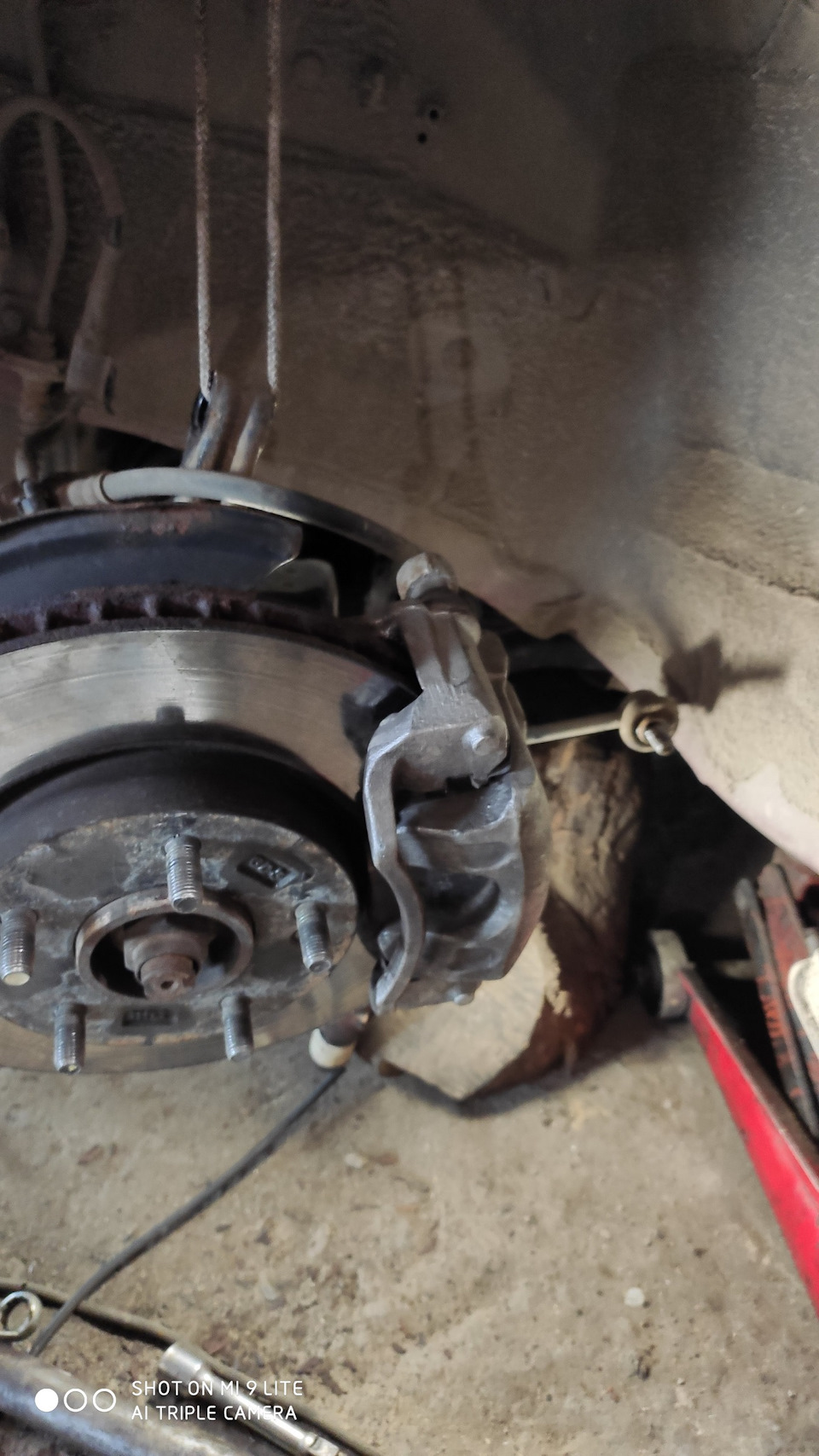 Заміна передніх амортизаторів, опор, сайлентблоків та стійок стабілізатора 3