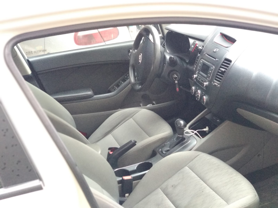 Салон KIA FORTE USA2015 5
