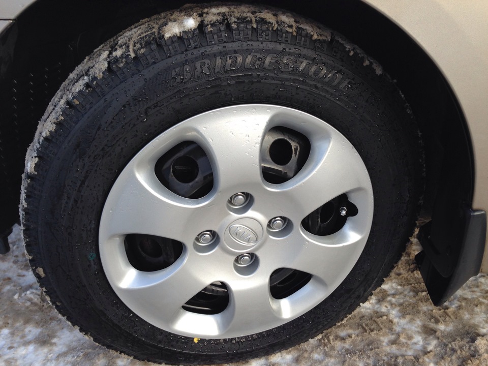 Заміна зимової гуми на Bridgestone blizzak vrx 4
