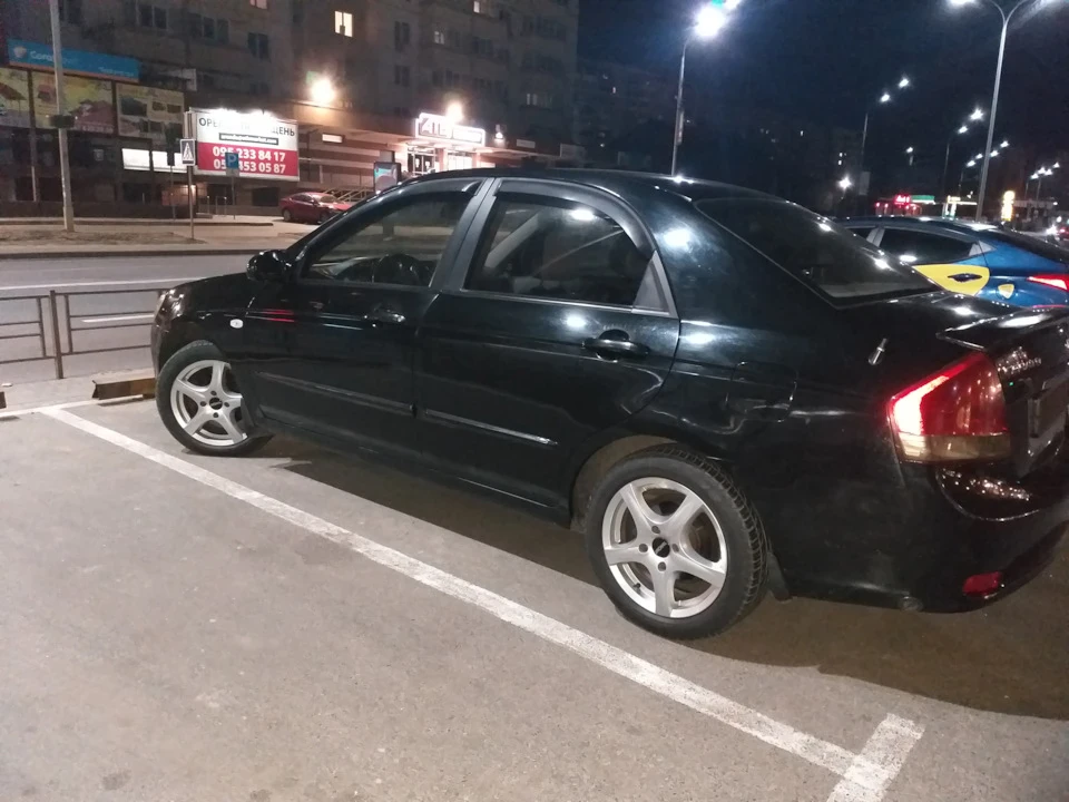 Диски R16 встановлені!)