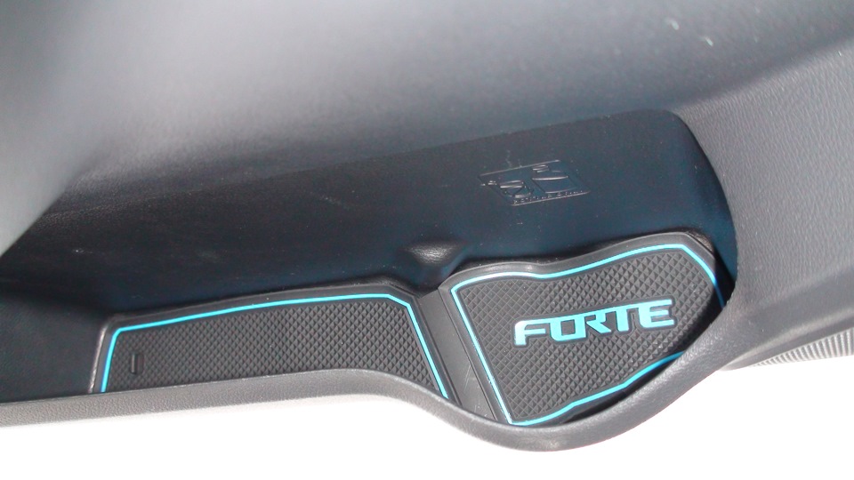 ЗАПИС № 107 … Килимки Forte для елеметів салону 5