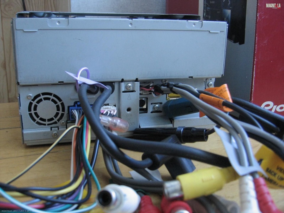 ПРОДАМ Pioneer AVH-P6800 DVD 4