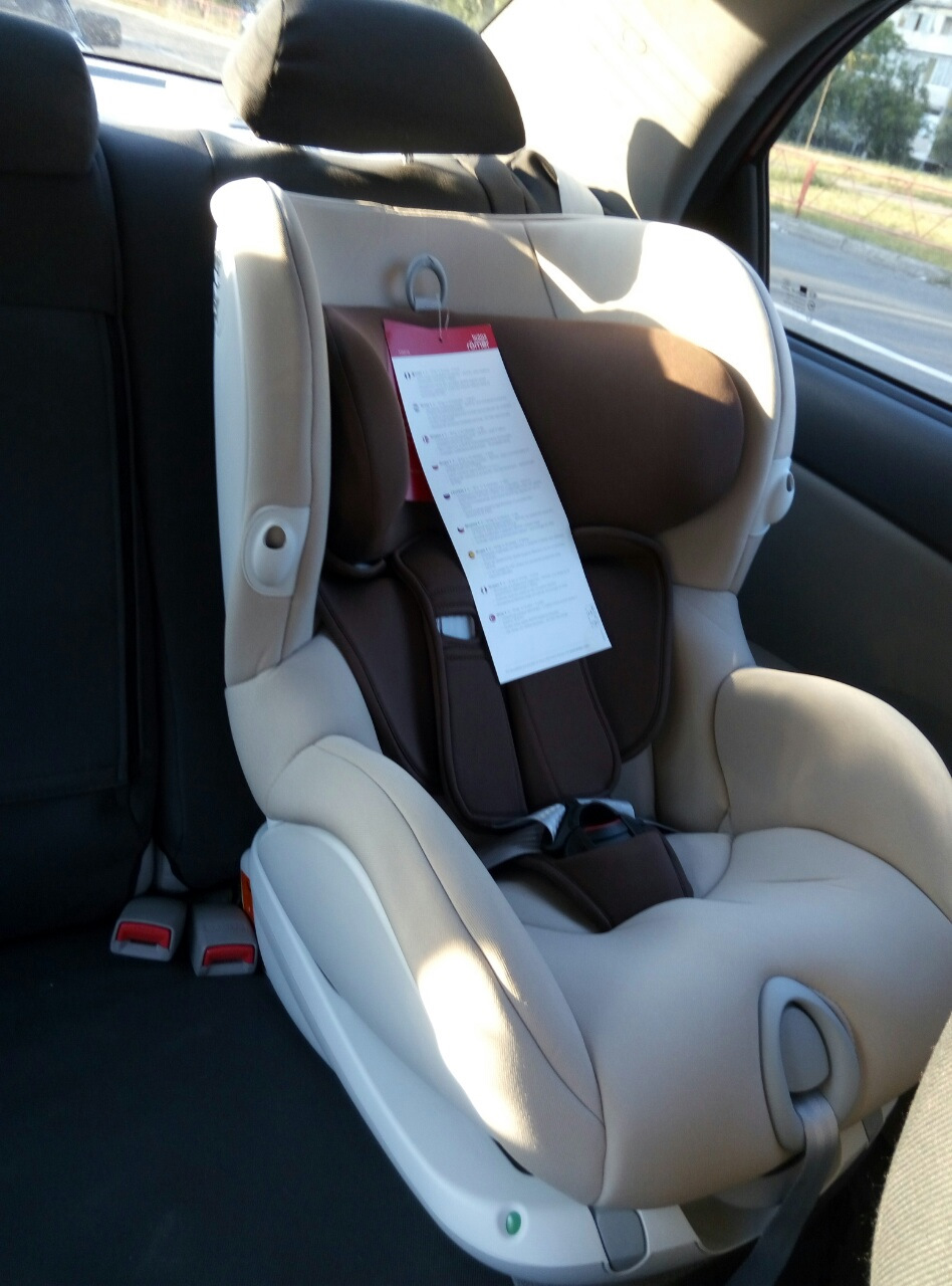 Вибір дитячого автокрісла (KIA Cerato) 1