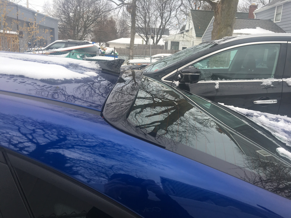 Roof spoiler 1
