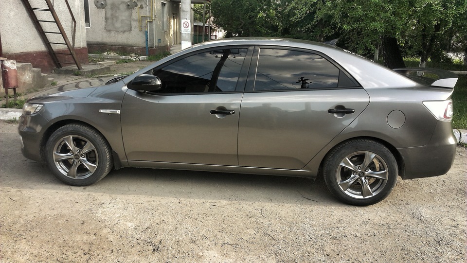 Спойлер Mobis 5
