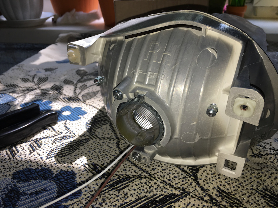 Koito Q5 + HID 4300k 4