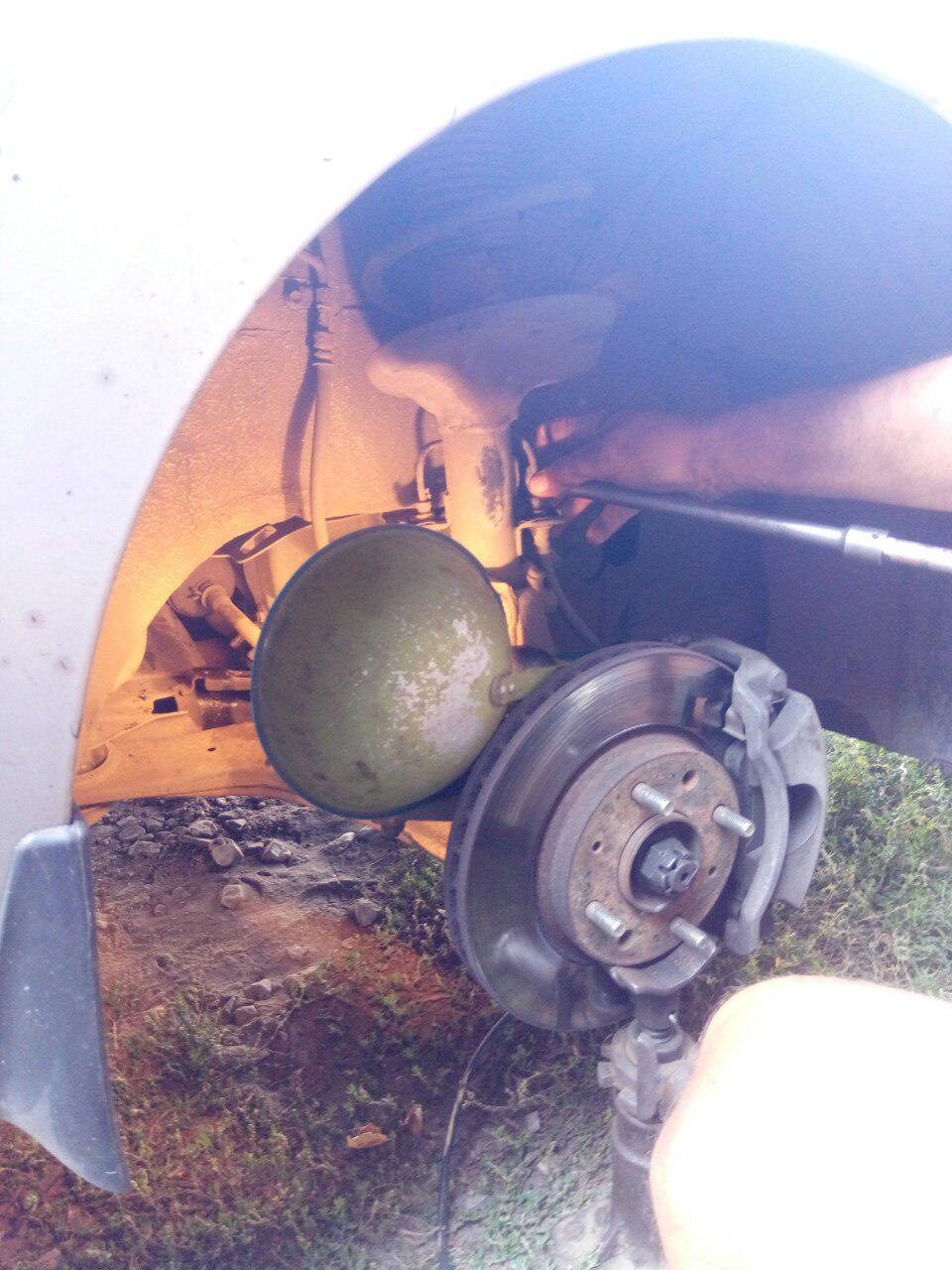 Заміна передніх гумок стабілізатора та паливної. 2