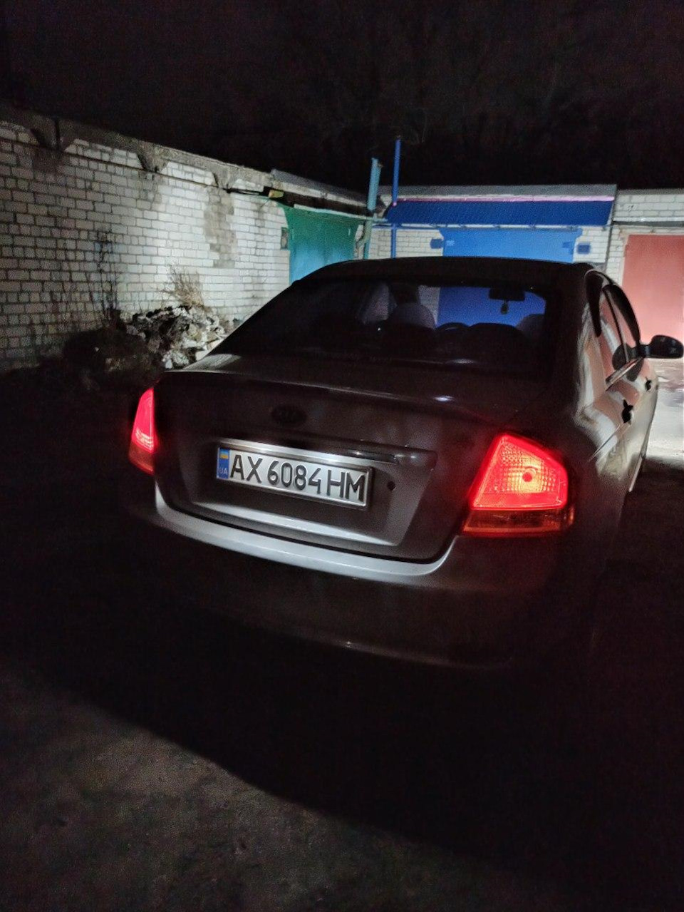 Заміна підсвічування номерів діоди та лампочок заднього ходу led 2