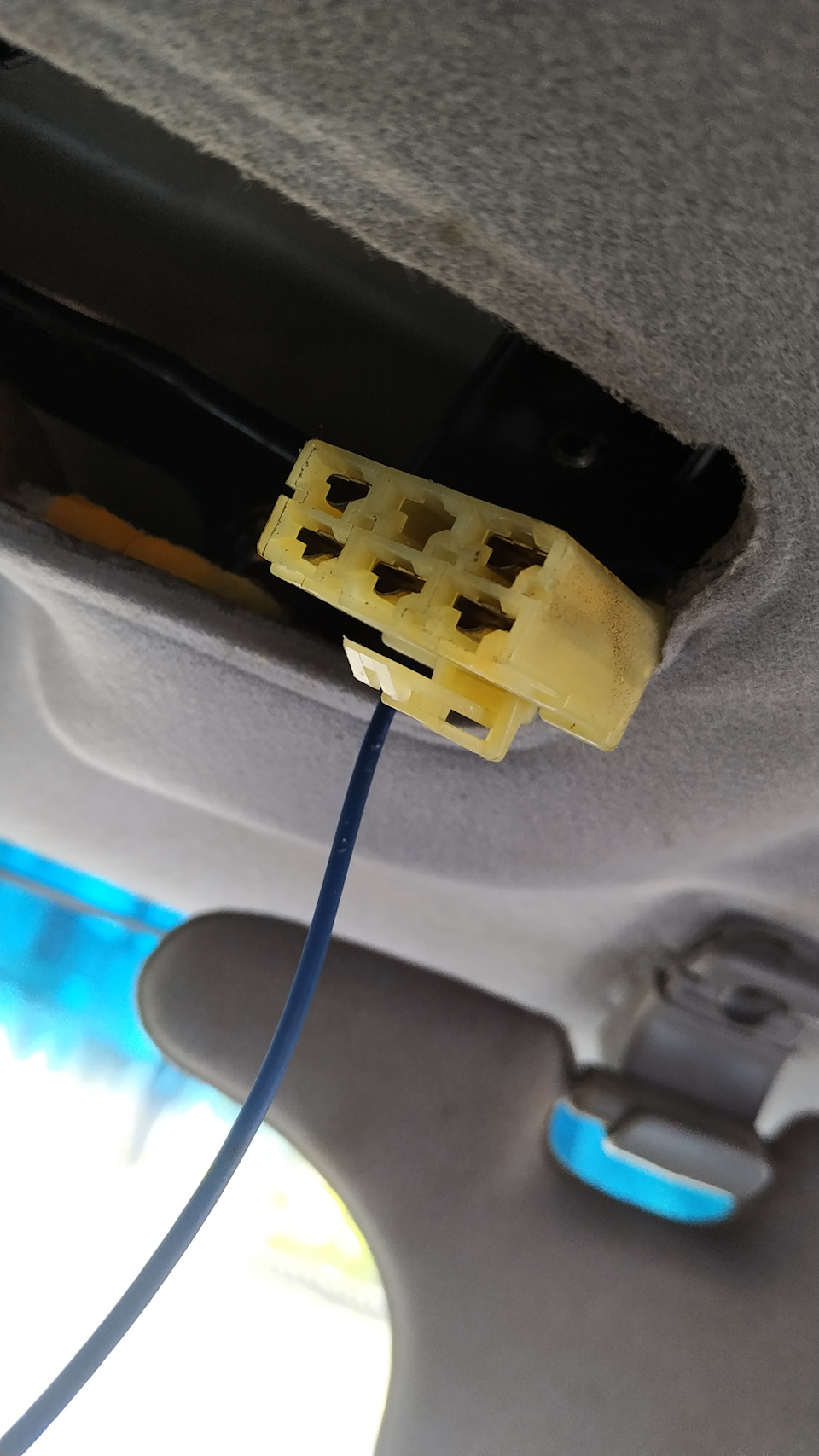 Реле люка Kia Clarus 3