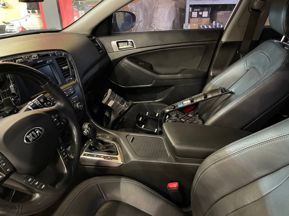 Русифікація приладки KIA K5 2012-2013 2
