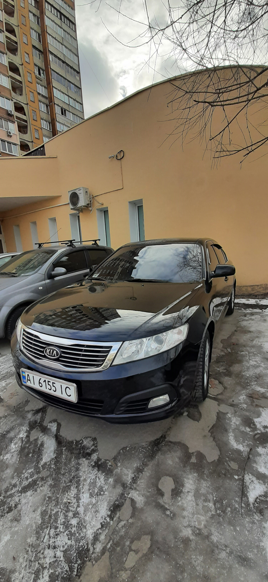 були куплені 1