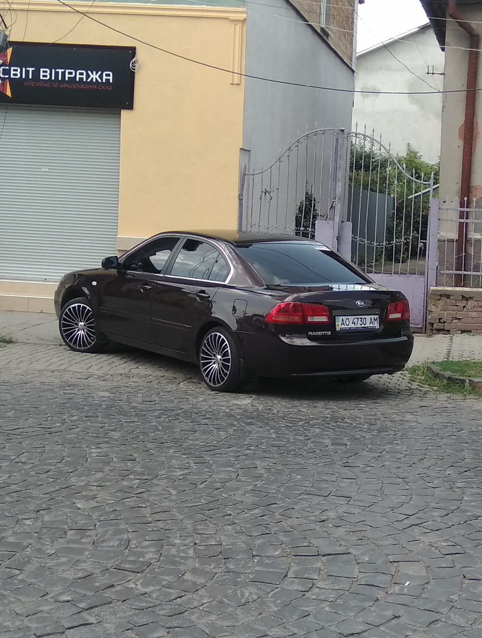 BROCK B24 R18 + HANKOOK VENTUS V12 EVO 2