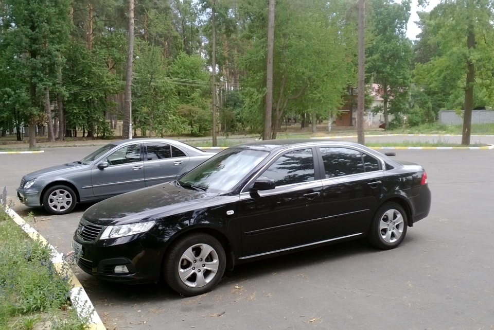 Нові фотки MAG виглядає крутішим за Mersа c-class 1