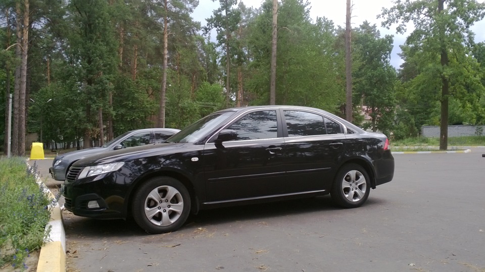 Нові фотки MAG виглядає крутішим за Mersа c-class 2