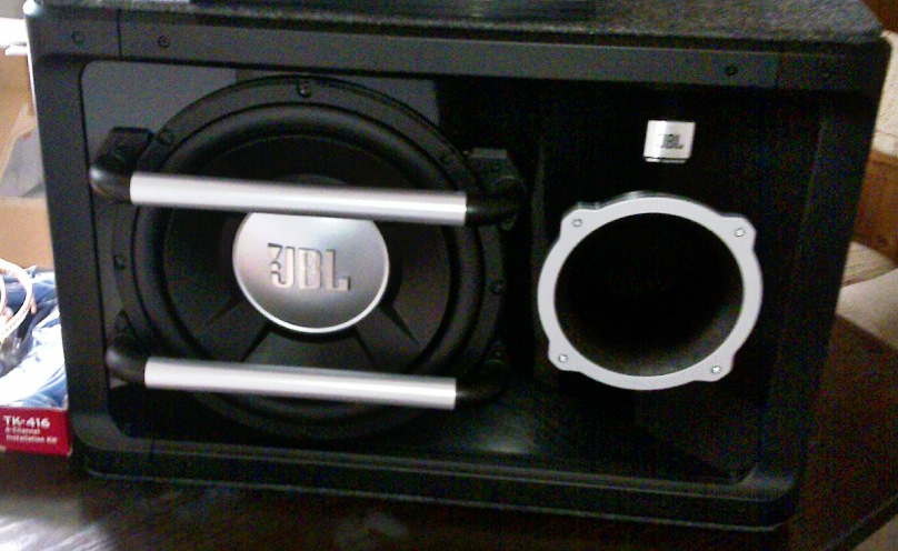 Продам потужний сабвуфер JBL 1200watt 2