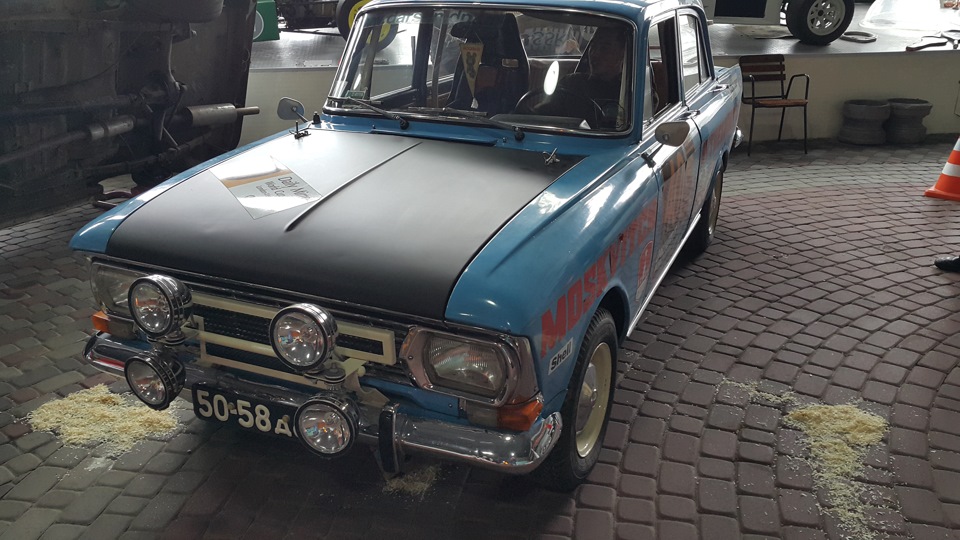 Музей історії автомобілів 5