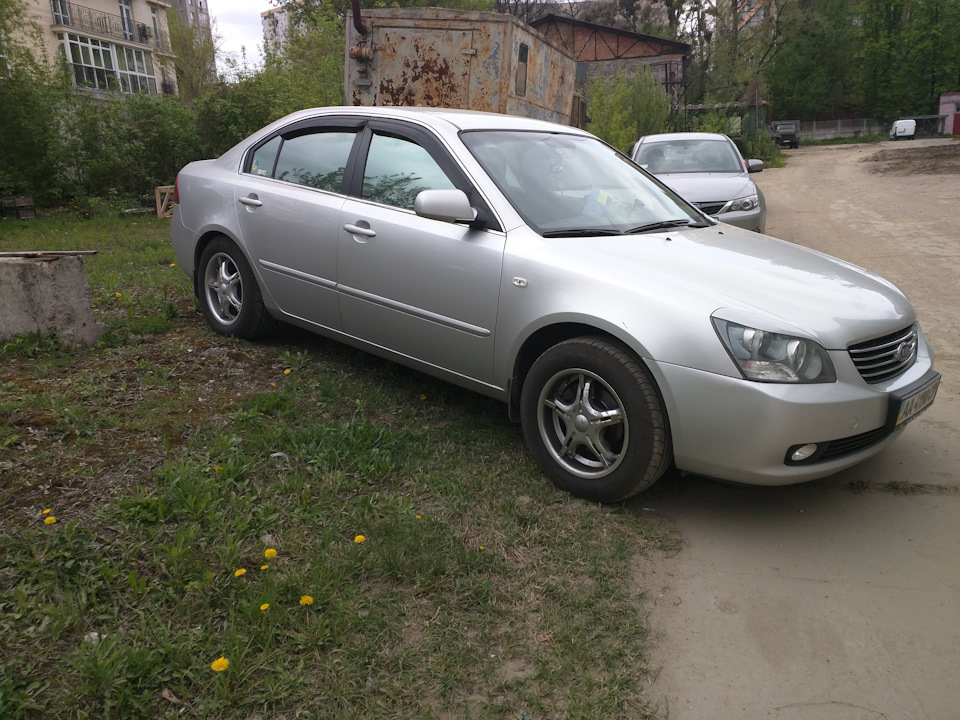 Продаю свого дзиґа =) 1