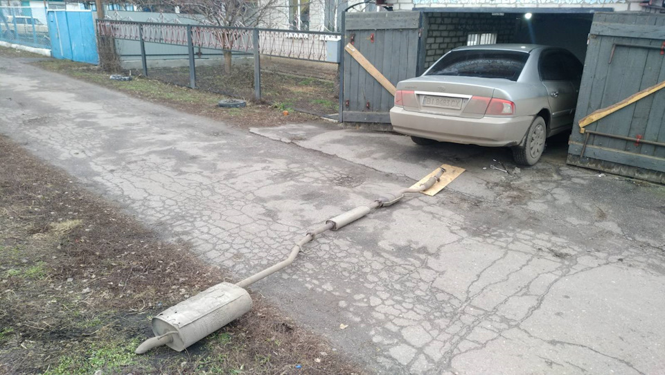 Вихлоп: переварив гофру та пороги з піднебесної 3