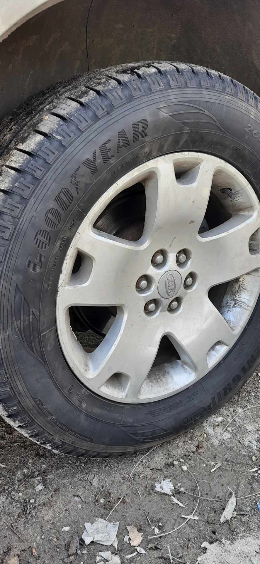 Goodyear efficient grip suv 1
