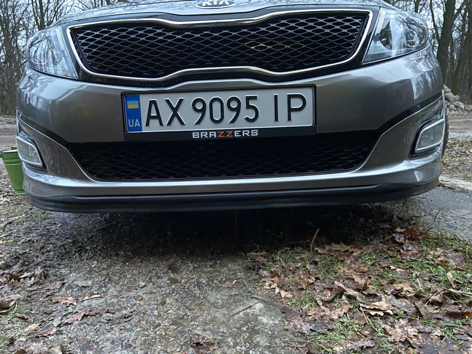Гумова губа на передній бампер