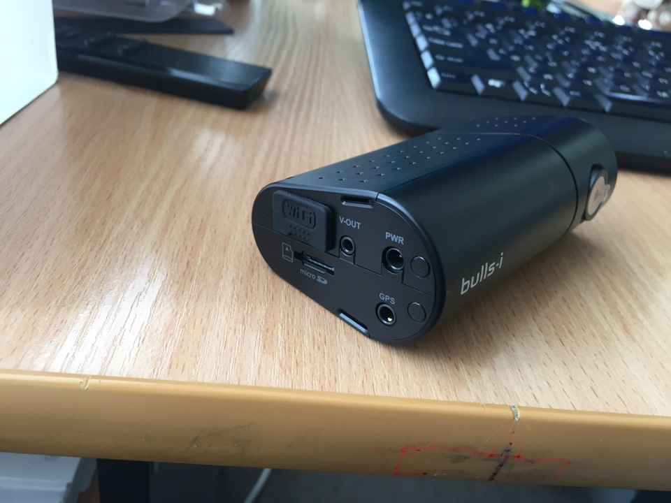 Установка реєстратора Unicorn Bulls-I ETK-B2400 WiFi 2