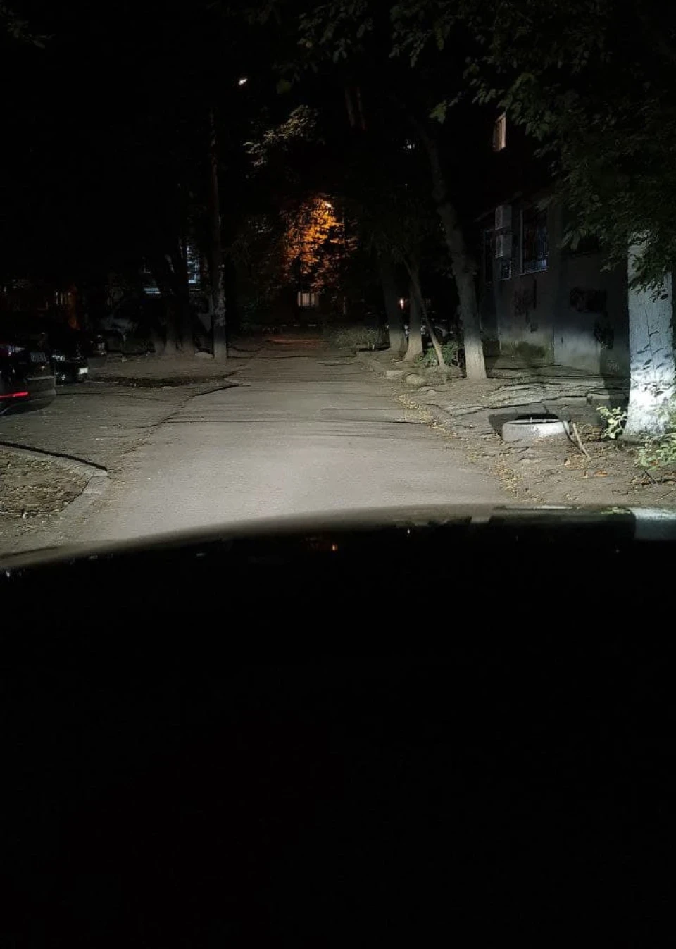 Заміна ламп у фарах OSRAM Xenarc Classic D1S