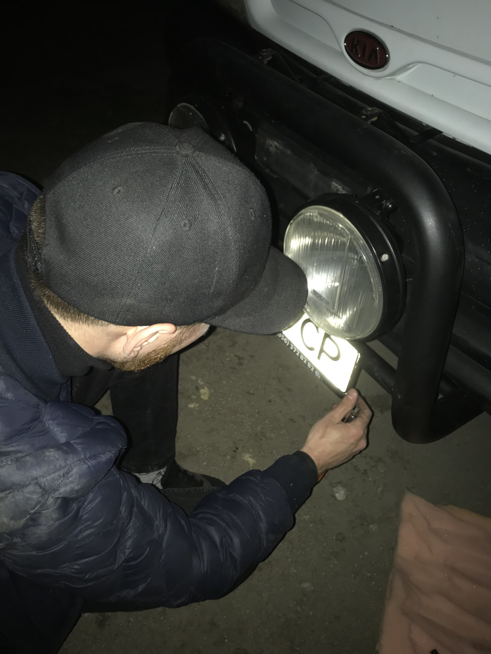 Кенгурятник на місці (знайдений витік акумулятора?) 2