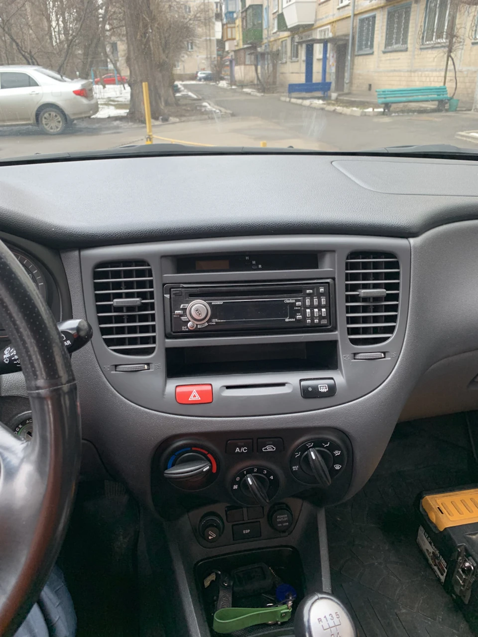 Заміна штатної магнітоли 1 Din Jvc Kia Rio JB 2
