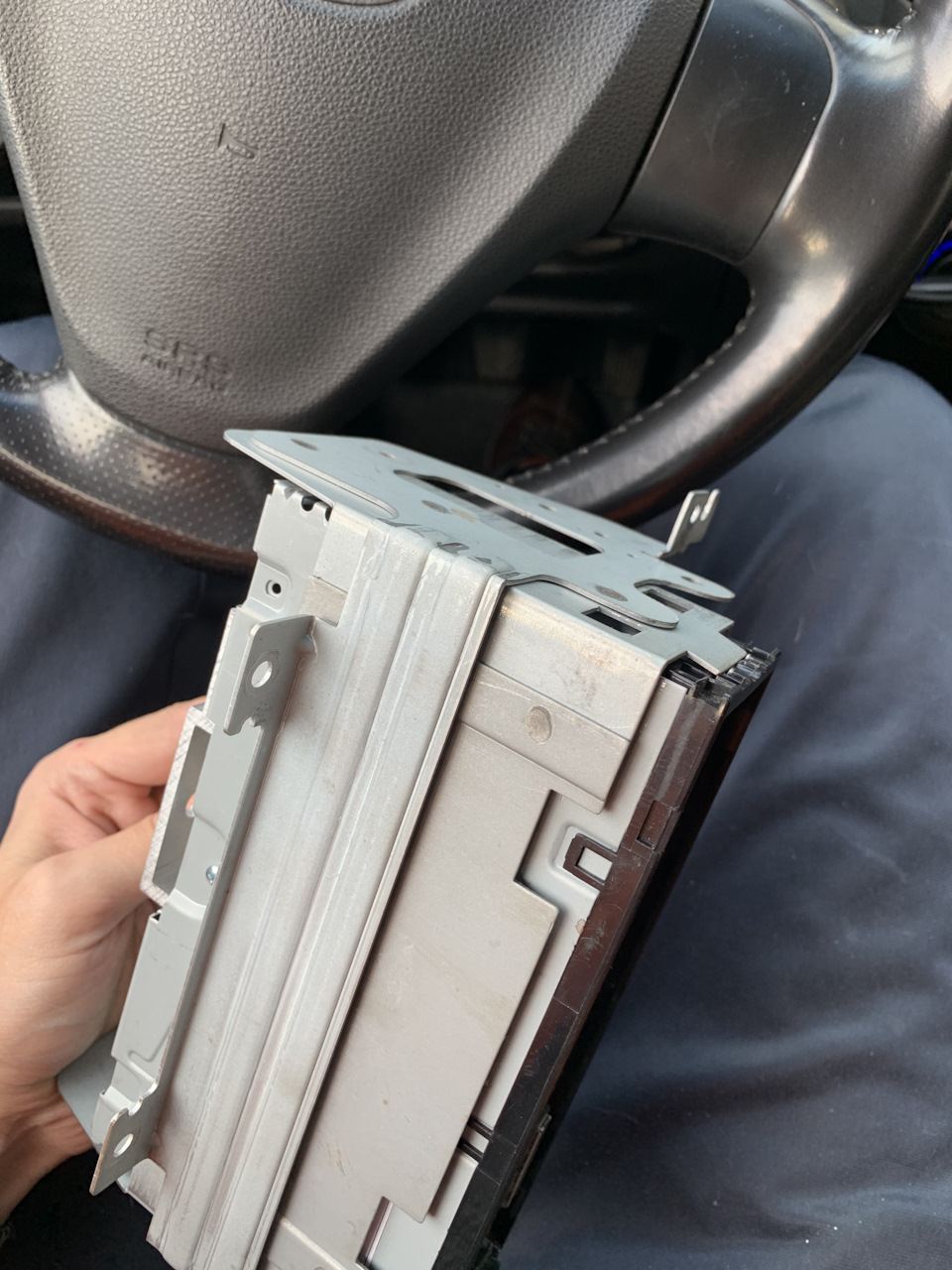 Заміна штатної магнітоли 1 Din Jvc Kia Rio JB 2 4
