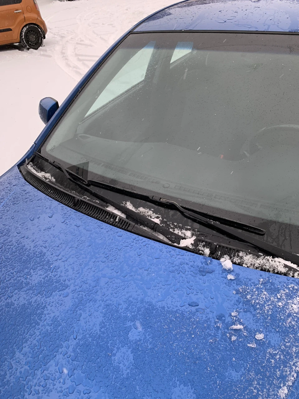 Запчастини на Kia Rio