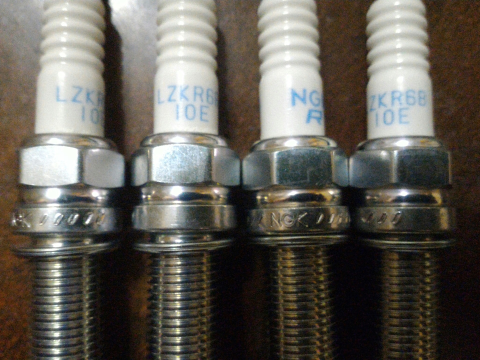 Свічки Mobis 18855 10060, вони ж NGK LZKR6B 10E 5