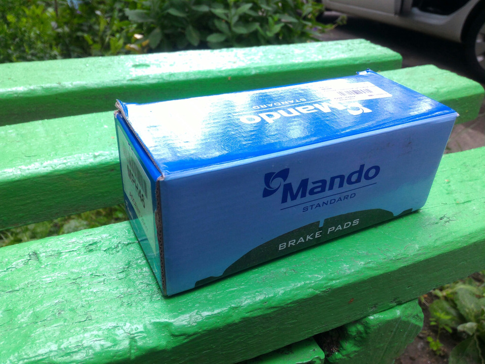 Заміна передніх гальмівних колодок MANDO MPH46 1